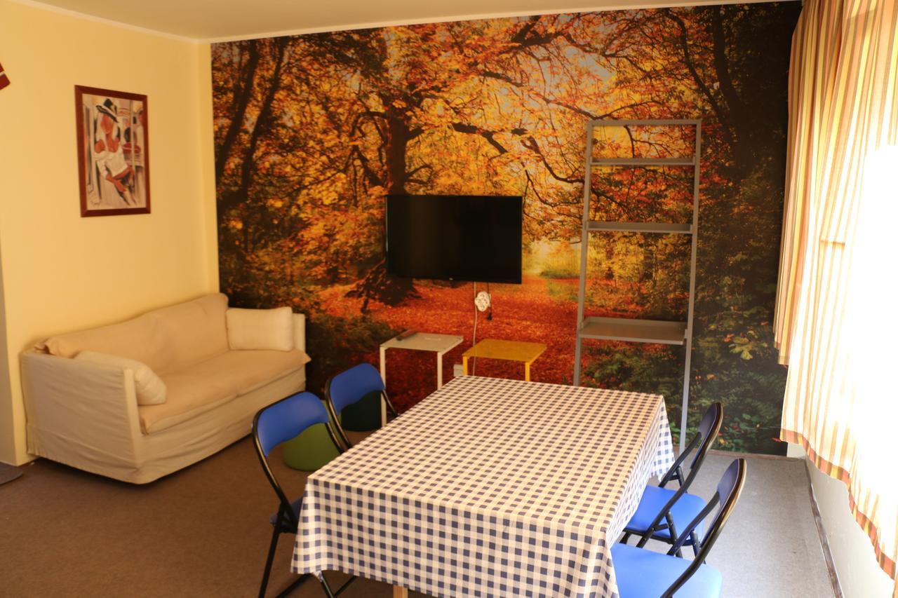 Hostel Trajan 돈지 밀라노바츠 외부 사진